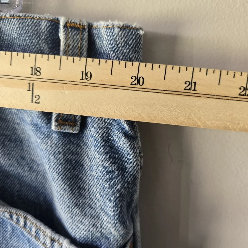 Vintage Levis 550 Relaxed Fit Tapered Leg Light Wash Orange Tab Jeans 40x32 Mens
